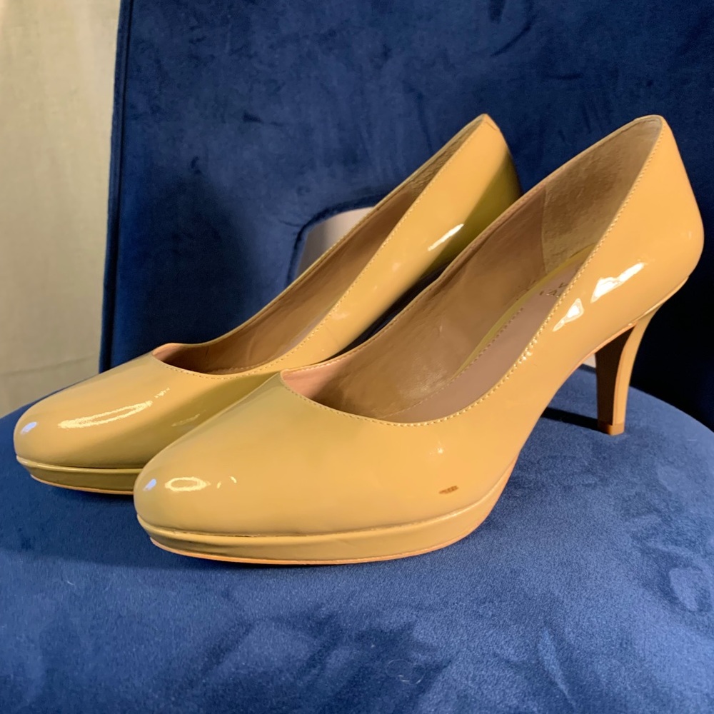 Vince Camuto Patent leather pumps - Picture 4 of 6